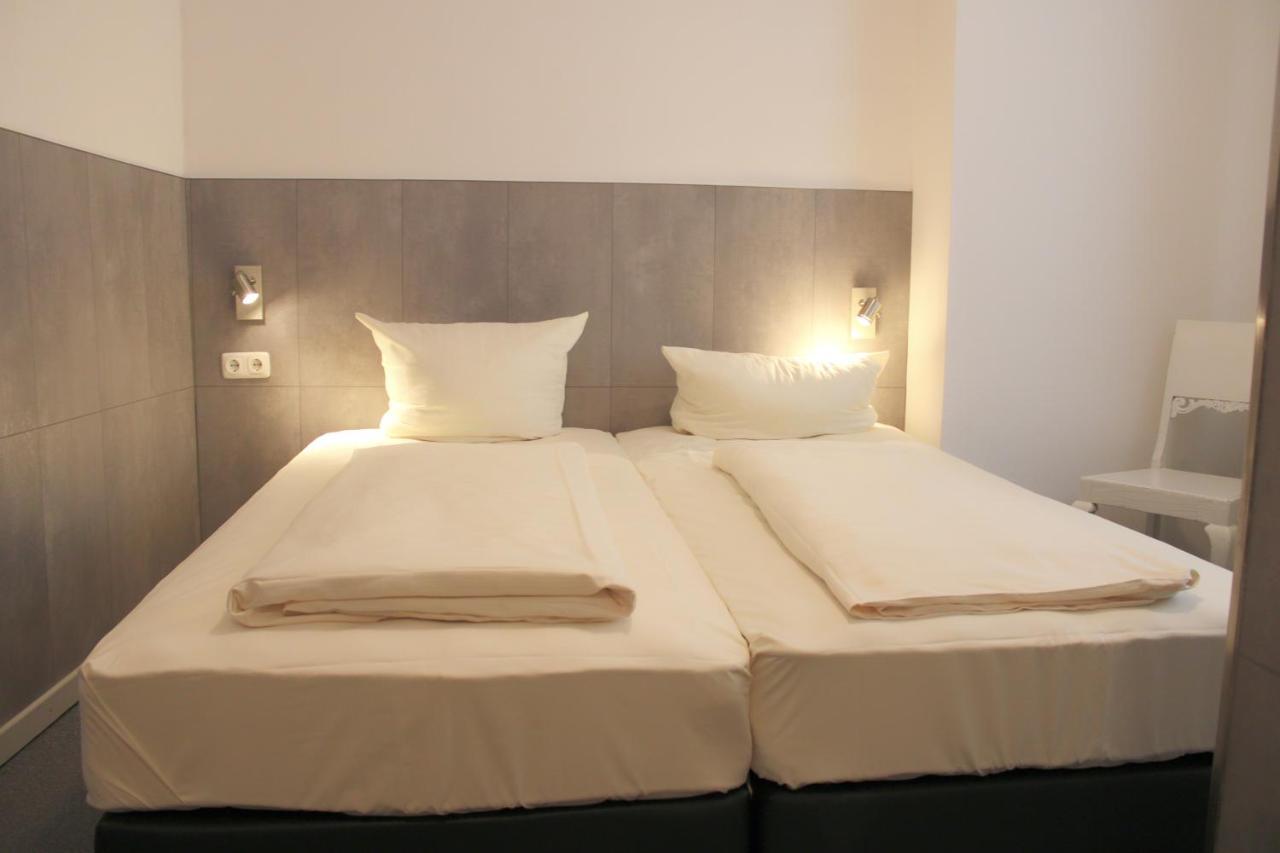 Cvjm Hotel Am Dom Lubeka Zewnętrze zdjęcie